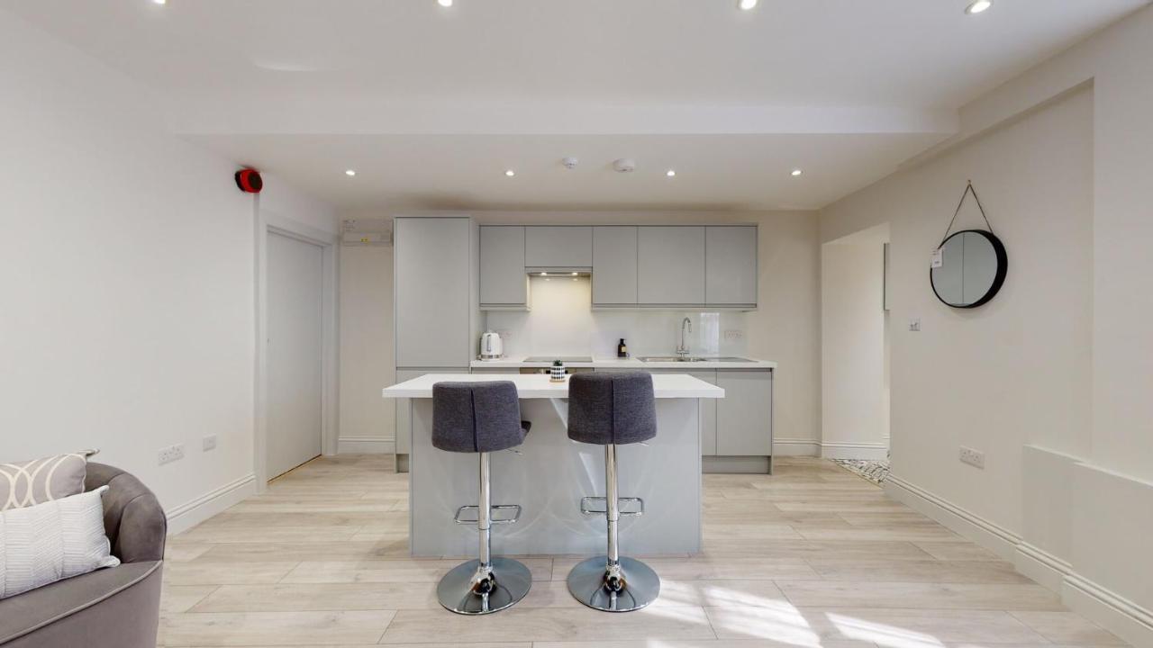 Chic Apartment By Hyde Park London Exterior foto