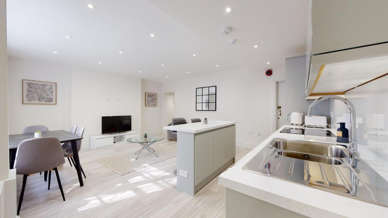 Chic Apartment By Hyde Park London Exterior foto