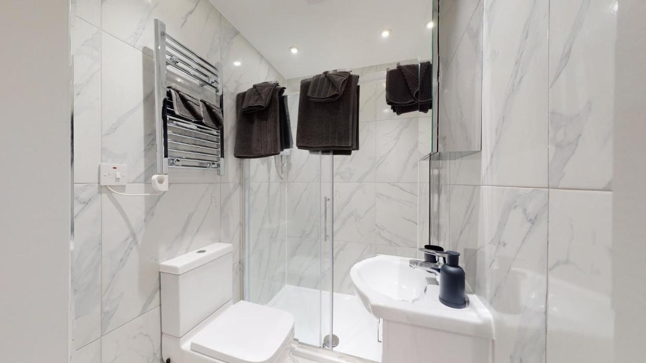 Chic Apartment By Hyde Park London Exterior foto