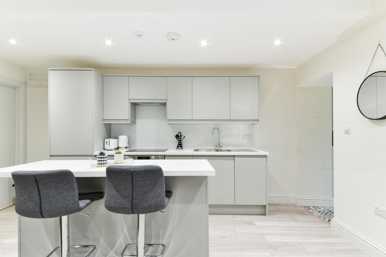 Chic Apartment By Hyde Park London Exterior foto